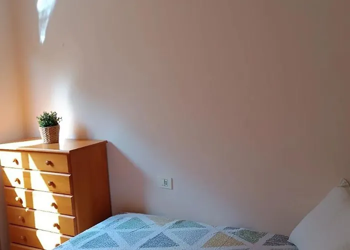 Niodana Daire Candelaria